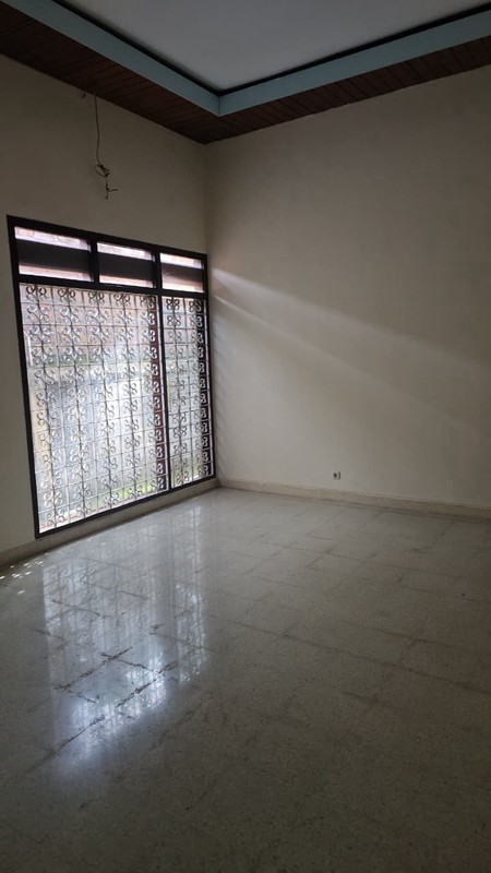 Rental - Rare 900 sqm Land + 200 m2 House in Exclusive Renon, Denpasar - BALI