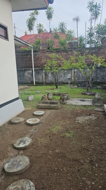 Rental - Rare 900 sqm Land + 200 m2 House in Exclusive Renon, Denpasar - BALI