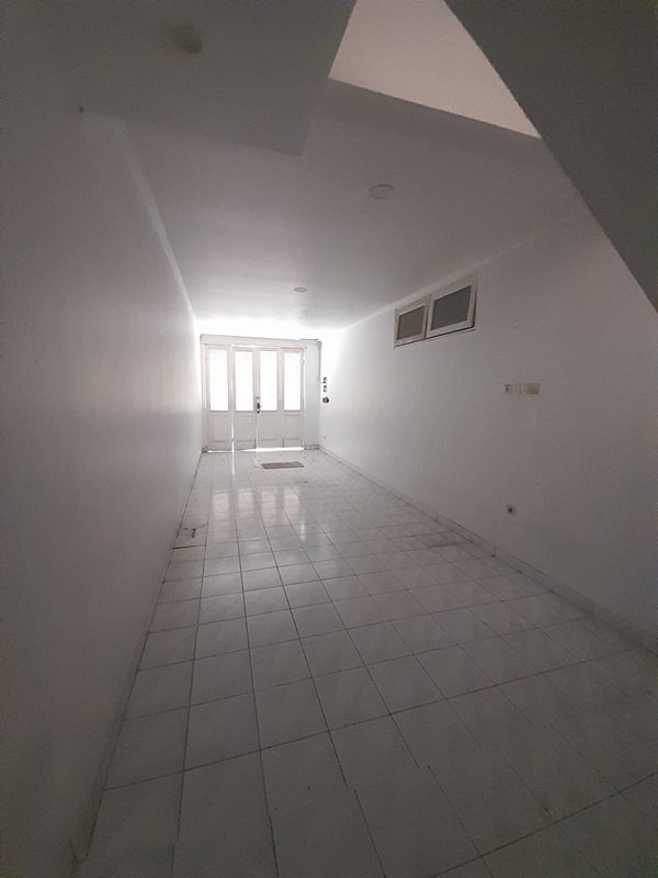 Dijual Cepat Rumah Bagus 2 Tingkat Di Terusan Permata Hijau, Jakarta Selatan