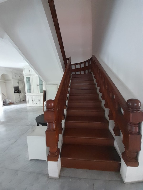 Dijual Cepat Rumah Bagus 2 Tingkat Di Terusan Permata Hijau, Jakarta Selatan