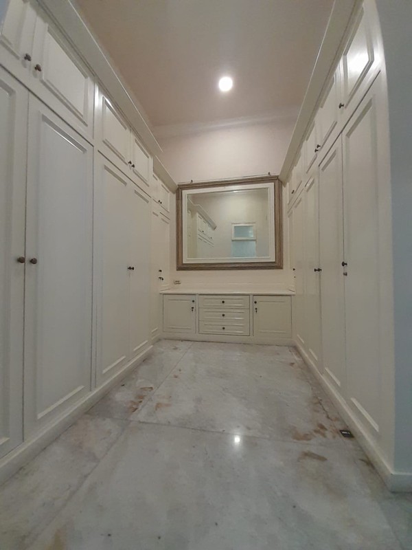 Dijual Cepat Rumah Bagus 2 Tingkat Di Terusan Permata Hijau, Jakarta Selatan