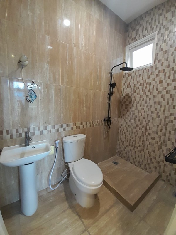 Dijual Cepat Rumah Bagus 2 Tingkat Di Terusan Permata Hijau, Jakarta Selatan