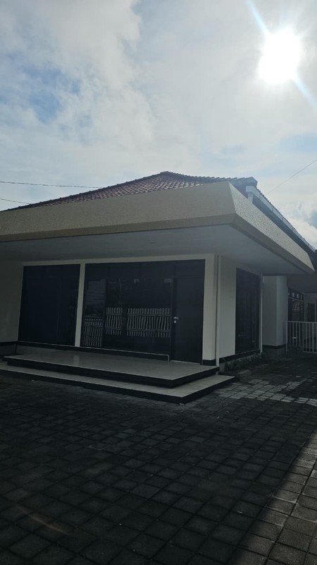 FOR SALE - Rare 900 sqm Land + 200 m2 House in Exclusive Renon, Denpasar - BALI