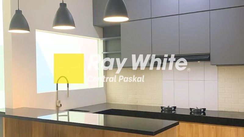 Rumah 2 Lantai Semi Furnished di Margahayu Raya Kota Bandung