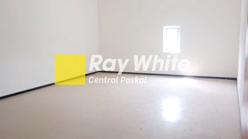 Ruang Usaha Serba Guna 3 Lantai di Kawasan Cimahi Tengah