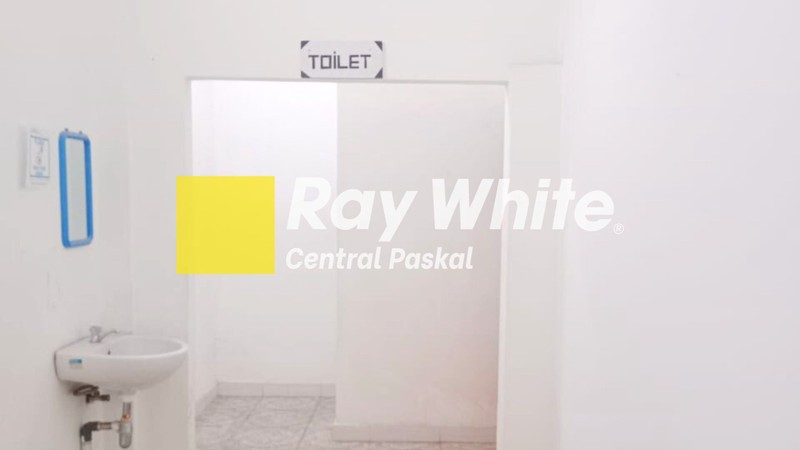 Ruang Usaha Serba Guna 3 Lantai di Kawasan Cimahi Tengah