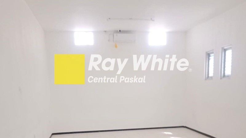 Ruang Usaha Serba Guna 3 Lantai di Kawasan Cimahi Tengah