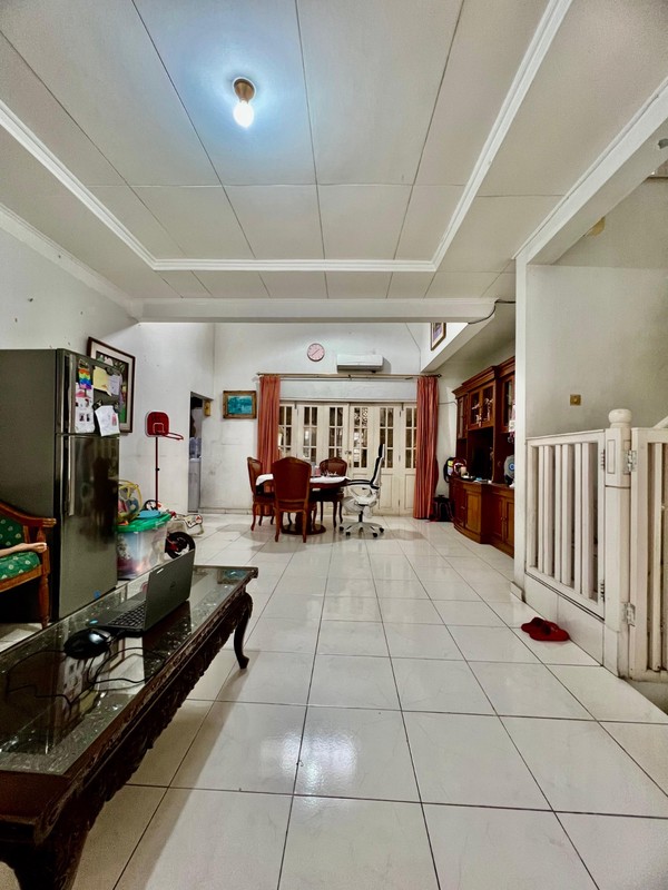 Rumah Bagus Di Mertilang Bintaro Jaya Sektor 9.