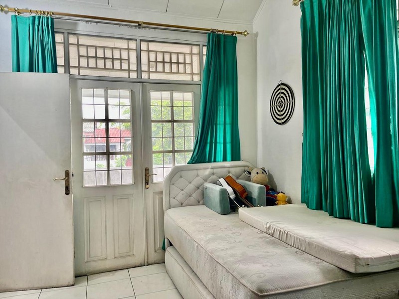 Rumah Bagus Di Mertilang Bintaro Jaya Sektor 9.