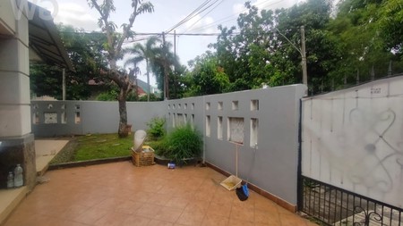 RUMAH GRAHA KALIMAS 1 BEKASI TIMUR: RUMAH 1,5Lt LUAS 284M&#xb2;, GARASI 5 MOBIL