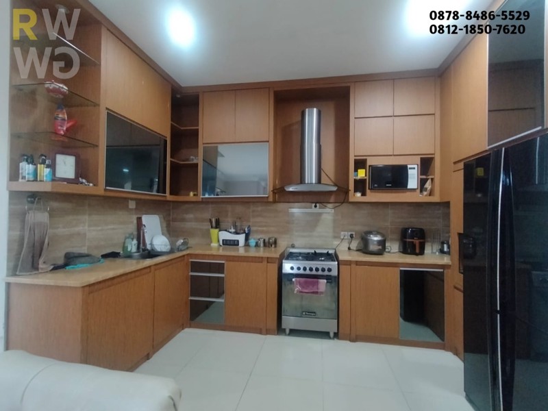 Rumah Dijual di Grand Wisata - Lemonade Garden, 2 Lantai, Lokasi Strategis Boulevard