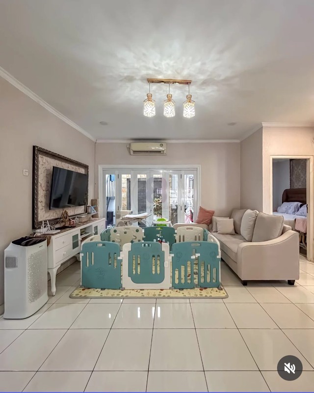 Rumah Bagus,listrik 2200 watt di Bintaro Jaya 9