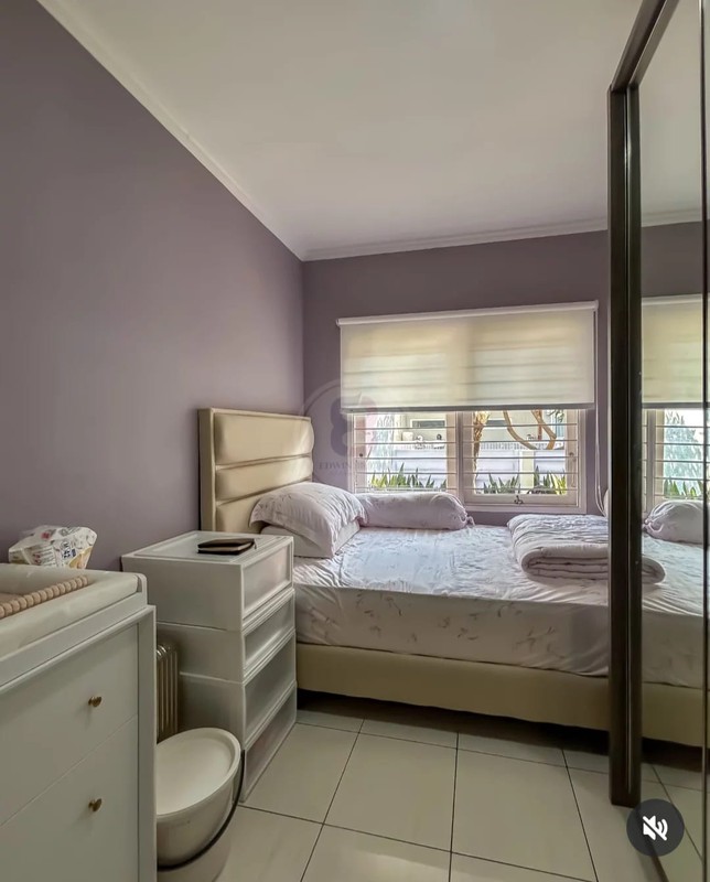 Rumah Bagus,listrik 2200 watt di Bintaro Jaya 9