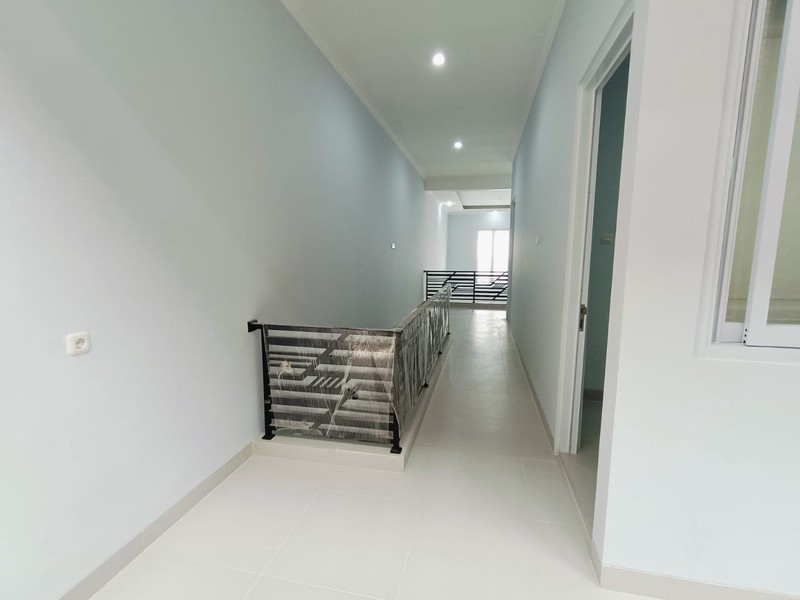 Rumah Siap Huni Near RS EMC Pulo Mas Jakarta Timur