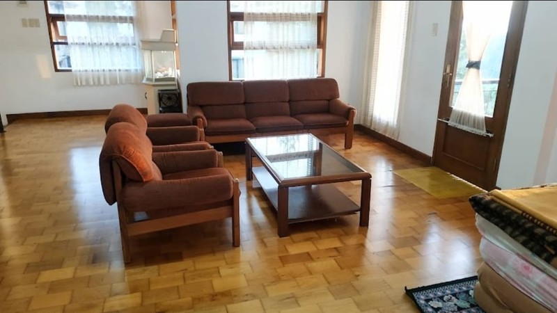 Dijual Villa Bagus di Istana Bunga Lembang 