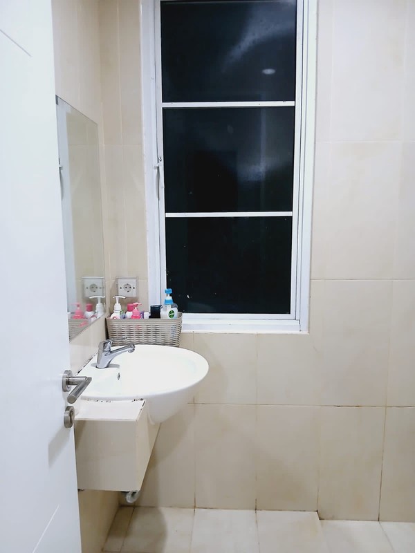 Flash Sale. Rumah Cluster Elit Azzura Vanya Park, BSD