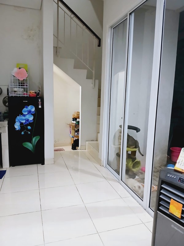 Flash Sale. Rumah Cluster Elit Azzura Vanya Park, BSD