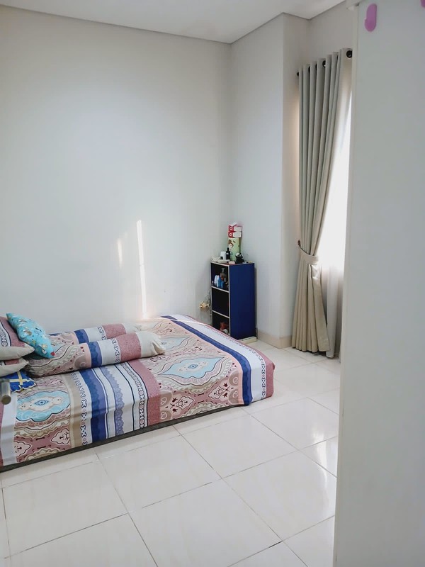 Flash Sale. Rumah Cluster Elit Azzura Vanya Park, BSD