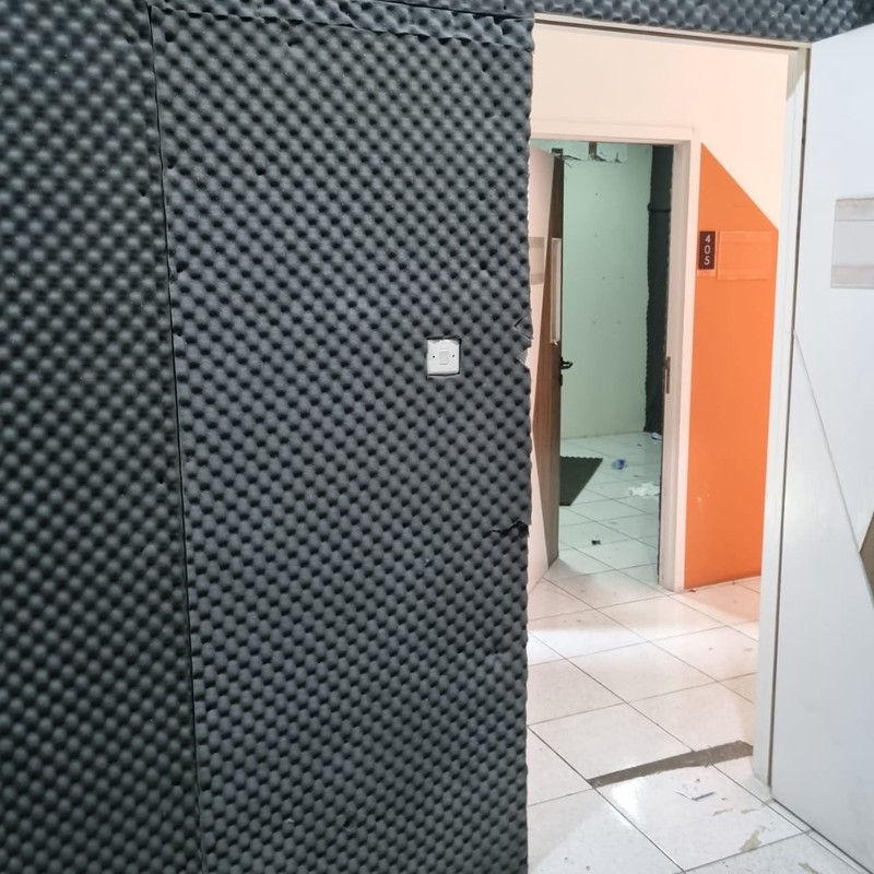 Gedung 4 Lantai Jl Boulevard Raya, Kelapa Gading Luas 10x20m2