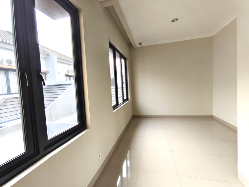 Turun Harga Rumah Baru Kota wisata