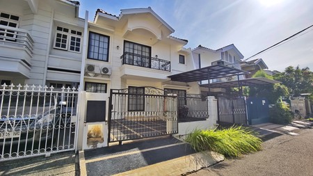Dijual Rumah Janur Elok, Kelapa Gading