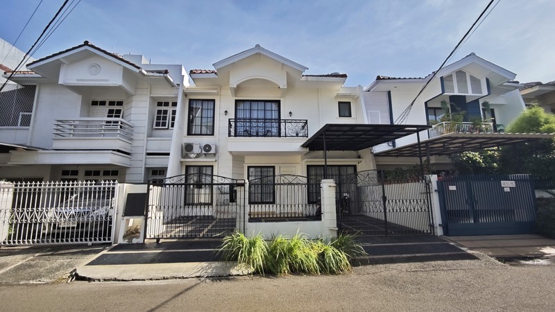 Dijual Rumah Janur Elok, Kelapa Gading