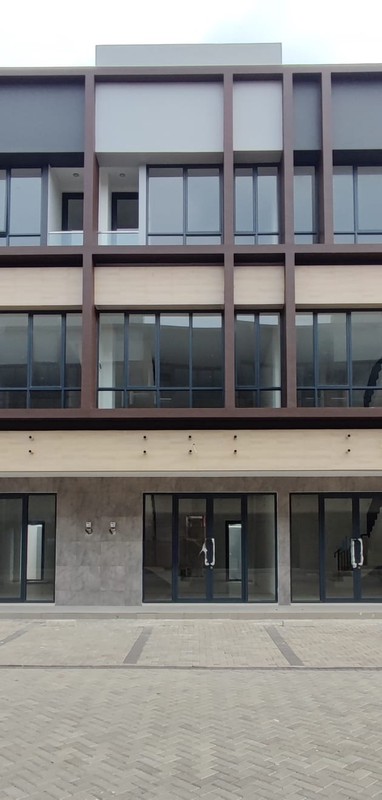 Hot Properti. Ruko 3 lantai di Northridge, BSD