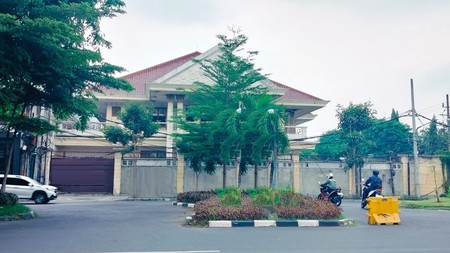 Rumah Dijual Raya Kertajaya Sukolilo Surabaya Timur 