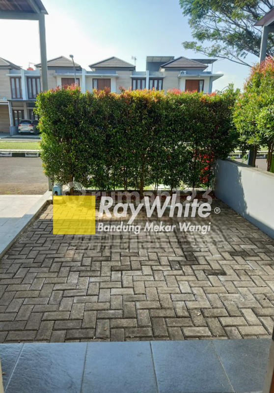 For Sale Rumah 2 Lantai Bagus Furnished di Cherry Field, Bandung