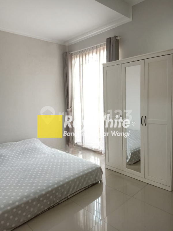 For Sale Rumah 2 Lantai Bagus Furnished di Cherry Field, Bandung