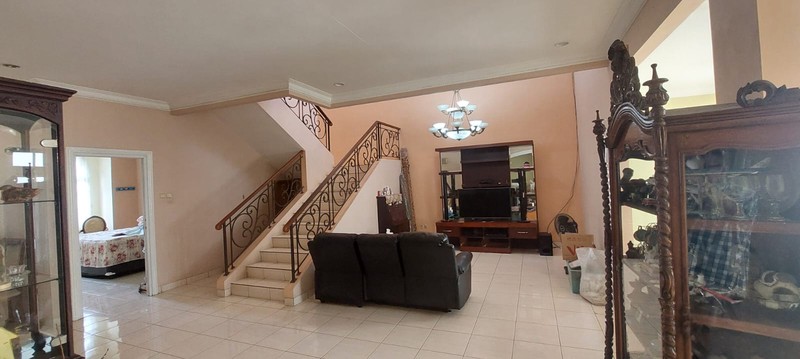 RUMAH MEWAH 2 LANTAI DI CLUSTER TERDEPAN KOTA WISATA CIBUBUR