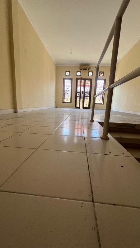 Freehold - 3-Storey Business  space in by pass road near Ngurah Rai Airport, Kuta, Bali