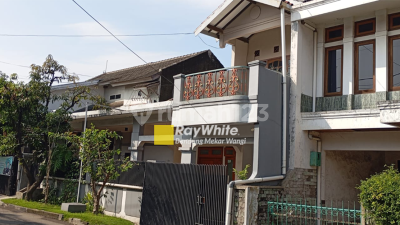 Rumah Margahayu Raya Kondisi Bagus Furnished (fn)