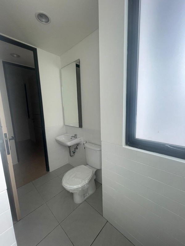 Dijual Rumah Minimalist Modern di Cendana Essence West Lippo Karawaci Tangerang