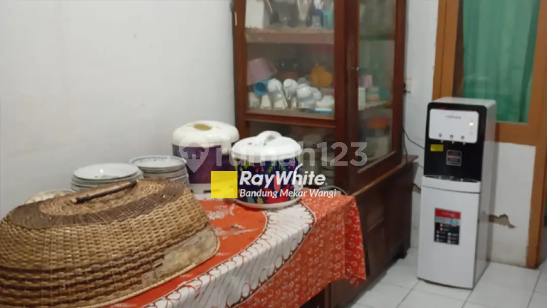 Rumah dan Paviliun Strategis Ciumbuleuit Furnished (fn)