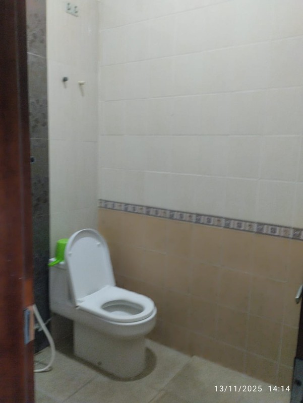 Disewakan Rumah Semi Furnish Sangat Strategis di Nolokaten, Depok , Hanya 2 Menit ke Amplaz