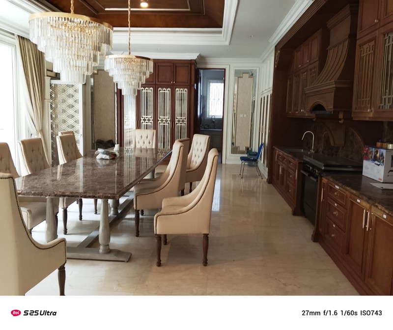 Rumah Lux Siap Huni di Batununggal, Bandung