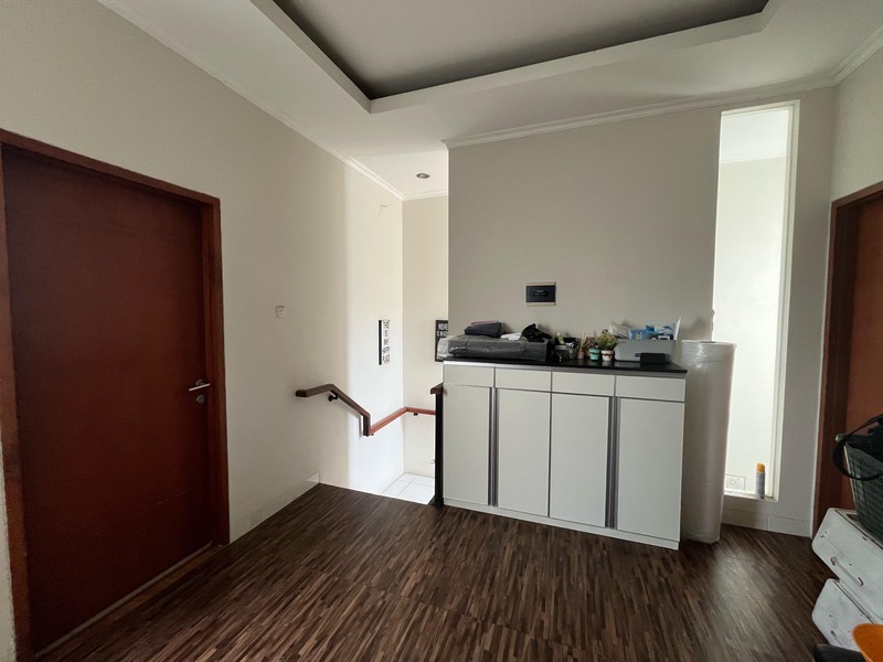 Cinere bukit cinere raya luas 110 rumah 2 lantai dalam cluster dekat brigif