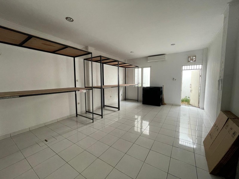 Dijual Ruko 2 Lantai Strategis di Ringroad Selatan Komplek Bisnis Bangunharjo, Sewon, Bantul