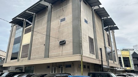 Dijual dan disewakan gedung 4 Lantai Surabaya Barat