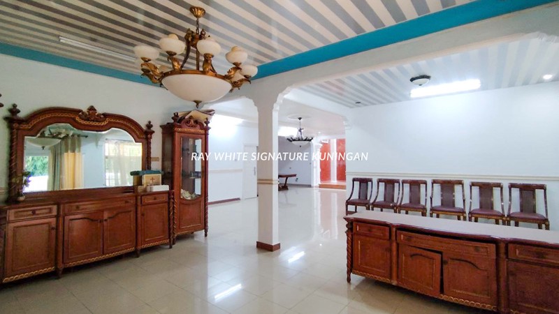 DIsewakan Rumah 2 Lantai di Perumahan Tanjung Mas Raya