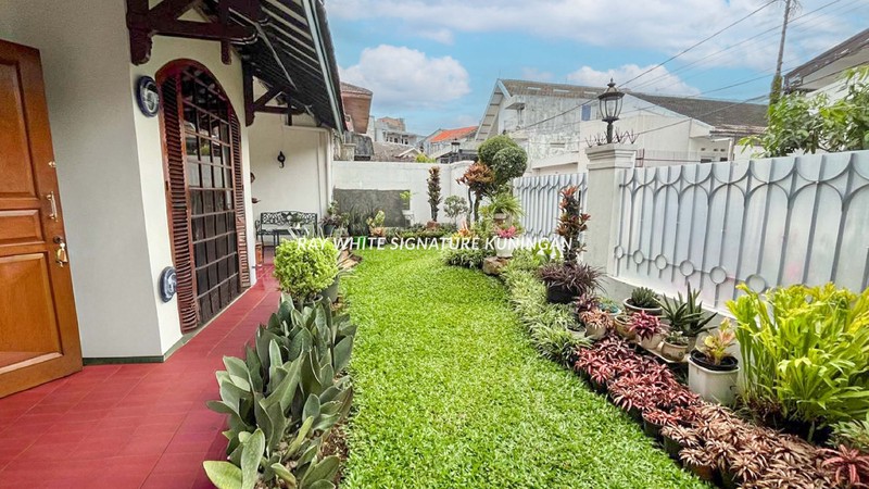 Dijual Rumah Siap Huni di Cilandak