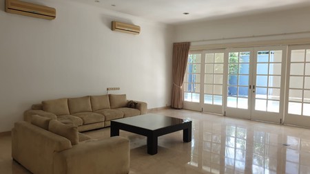 Rumah Sewa di Kemang Utara 