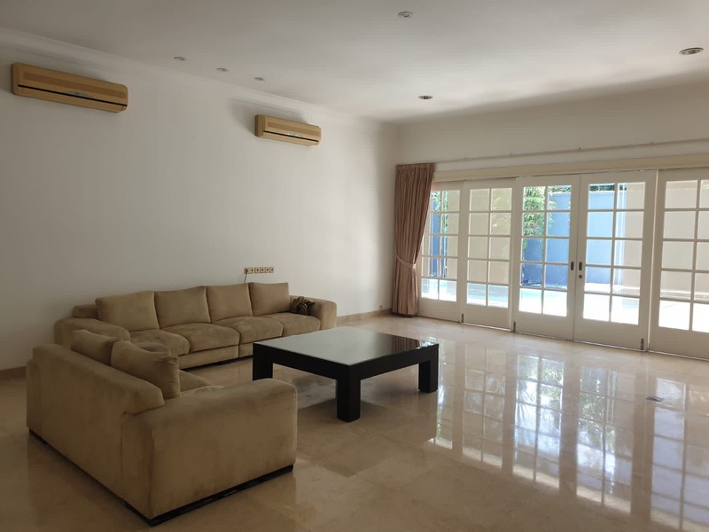 Rumah Sewa di Kemang Utara 