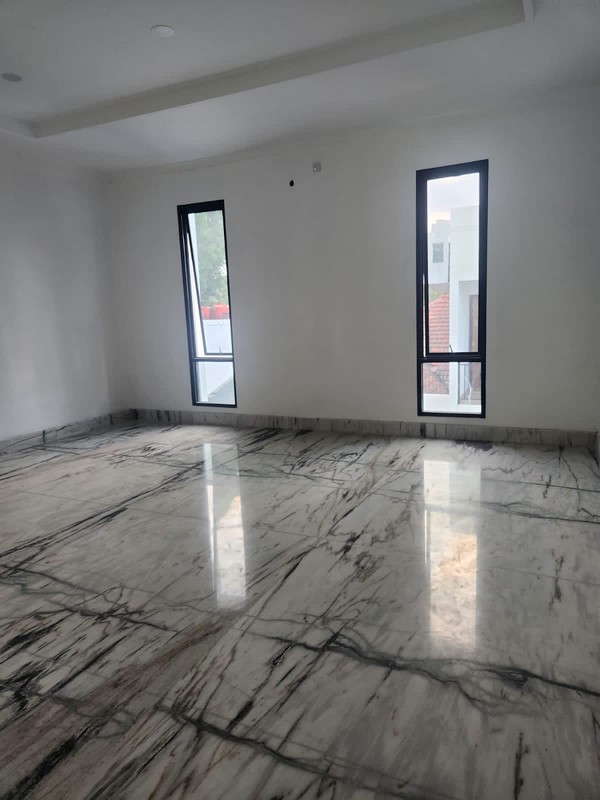 Rumah baru mewah full marmer siap huni kemang 