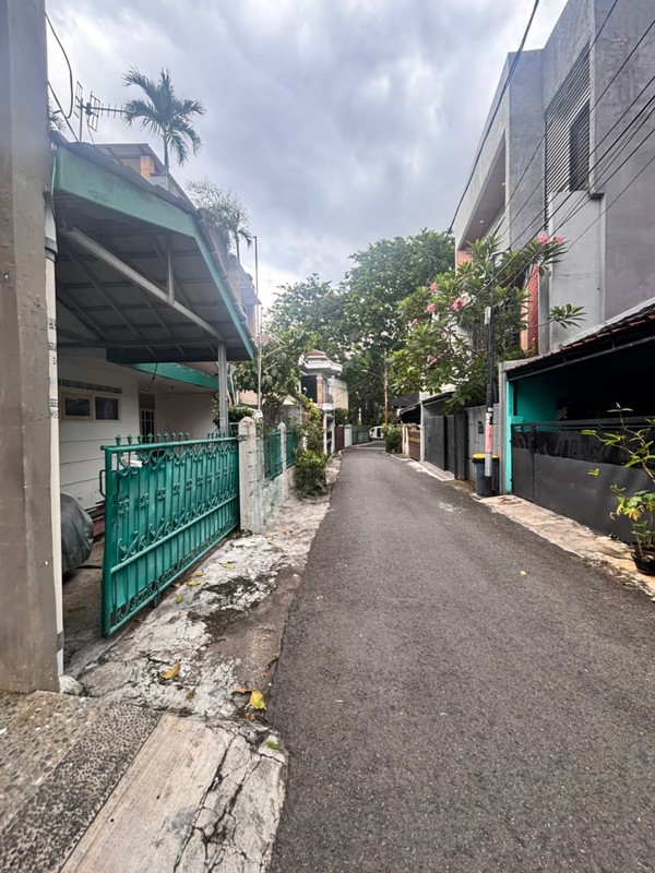 Dijual Rumah Terawat Lokasi Di Senayan, Jakarta Selatan