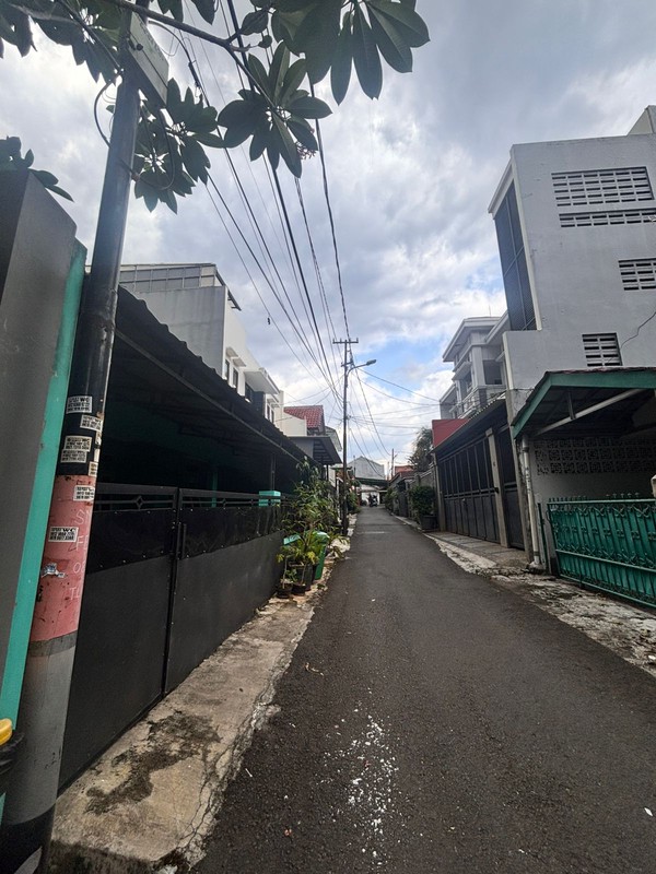 Dijual Rumah Terawat Lokasi Di Senayan, Jakarta Selatan