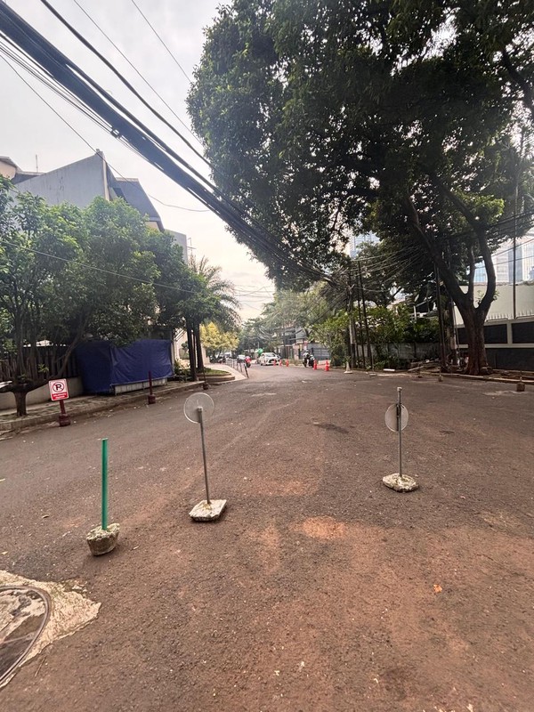 Dijual Rumah Lingkungan Nyaman Di Selong, Kebayoran Baru, Jakarta Selatan