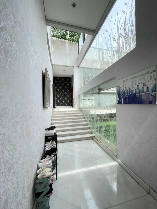 Rumah Mewah 2 Lantai Bintaro Sektor 7 ada Kolam Renang