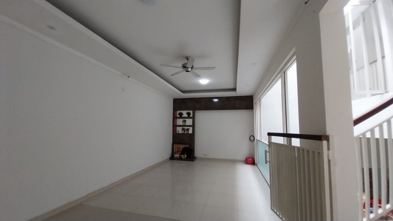 Rumah Modern Kebayoran Village Bintaro